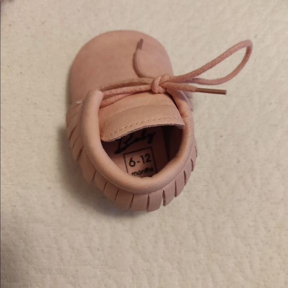 MOCCASINS SIZE 6-12 M PINK - Picture 2 of 5